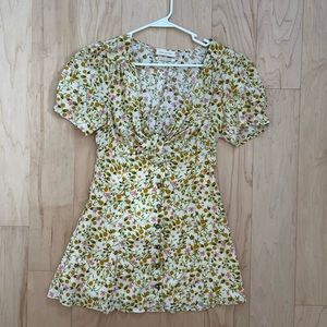 URBAN OUTFITTERS floral dress